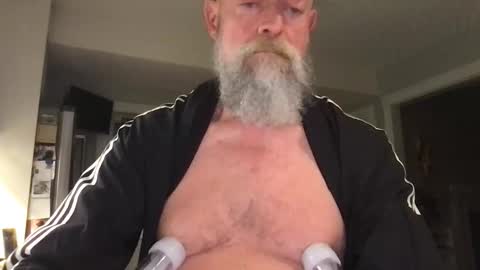 Snapshot of cxcdn chatting on 12-15-25, 03:00 cxcdn online show from 12-15-25, 03:00