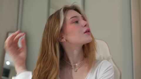 EMILY online show from 01-14-25, 02:53