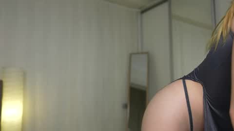 EMILY online show from 09-22-25, 05:15