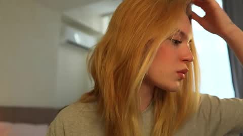 EMILY online show from 10-02-25, 12:56