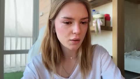 Im Emi streaming with my friend Reyna today online show from 04-25-26, 02:14
