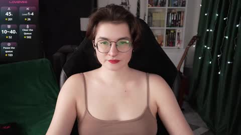 Snapshot of cybersamuraii chatting on 01-05-25, 06:56 Helen Blossom online show from 01-05-25, 06:56