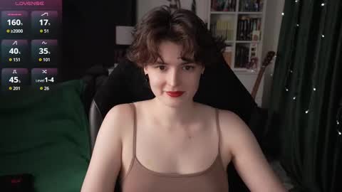 Snapshot of cybersamuraii chatting on 10-09-25, 08:51 Helen Blossom online show from 10-09-25, 08:51