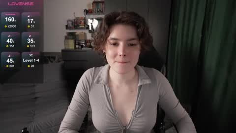 Snapshot of cybersamuraii chatting on 03-30-26, 02:07 Helen Blossom online show from 03-30-26, 02:07