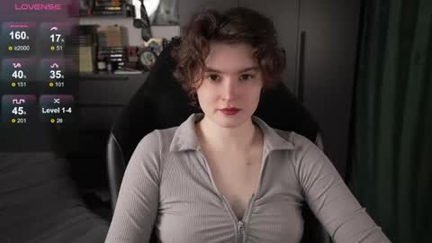 Snapshot of cybersamuraii chatting on 03-31-26, 01:33 Helen Blossom online show from 03-31-26, 01:33