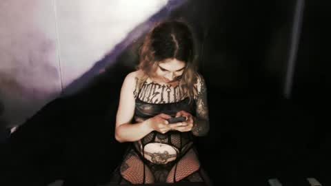 Snapshot of cybertrouble_ chatting on 02-07-25, 02:19 Nikki online show from 02-07-25, 02:19