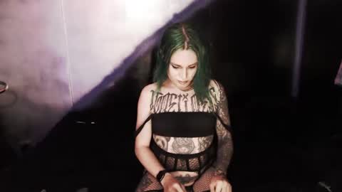 Snapshot of cybertrouble_ chatting on 03-12-25, 11:01 Nikki online show from 03-12-25, 11:01