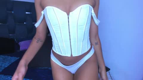 cyndycranforsquirt online show from 05-14-26, 06:58
