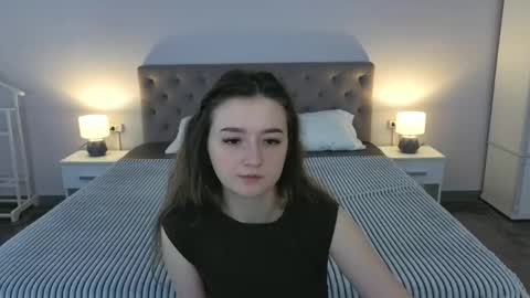 Cyrena online show from 04-28-26, 06:40