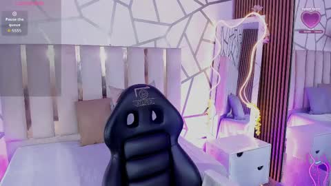 cyrus_tay online show from 04-30-26, 12:22