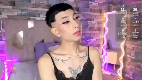 Snapshot of cyrus_tay chatting on 06-11-26, 12:03 cyrus_tay online show from 06-11-26, 12:03
