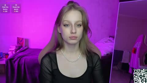 cyyberwhore online show from 04-27-26, 12:52