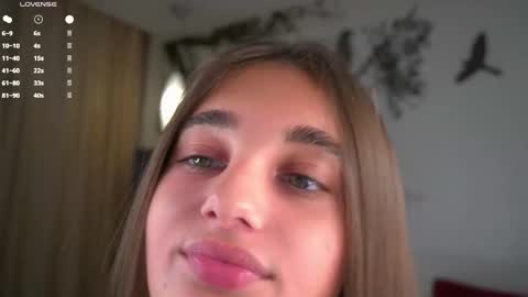 Isabella online show from 09-29-25, 01:11