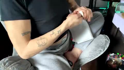 d3luluxx online show from 11-15-25, 07:32