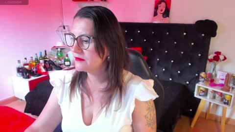 Mia  online show from 02-07-25, 12:28