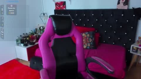 Mia  online show from 03-01-25, 02:34