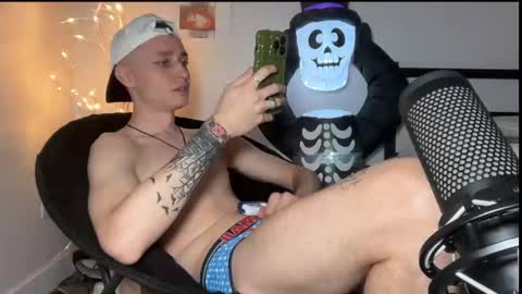 Snapshot of da_danya chatting on 10-09-25, 01:47 da_danya online show from 10-09-25, 01:47