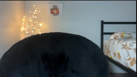 Snapshot of da_danya chatting on 10-15-25, 02:22 da_danya online show from 10-15-25, 02:22