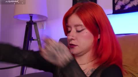 Snapshot of daarlene chatting on 10-01-25, 11:16 Darlene online show from 10-01-25, 11:16