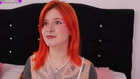 Darlene online show from 04-25-26, 05:21