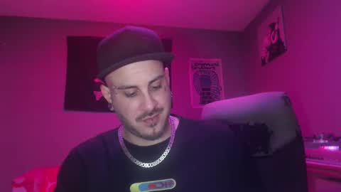 Snapshot of dabirdfree chatting on 12-08-24, 03:45 Destroyer online show from 12-08-24, 03:45