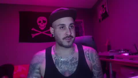 Snapshot of dabirdfree chatting on 12-29-24, 05:12 Destroyer online show from 12-29-24, 05:12