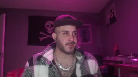 Snapshot of dabirdfree chatting on 02-03-25, 03:31 Destroyer online show from 02-03-25, 03:31