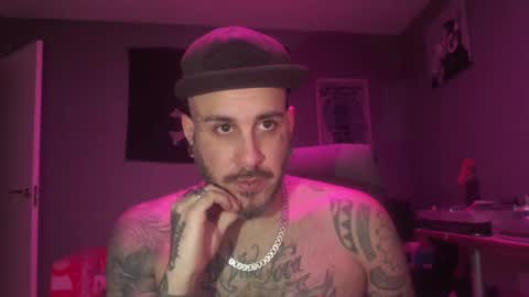 Snapshot of dabirdfree chatting on 02-03-25, 06:45 Destroyer online show from 02-03-25, 06:45