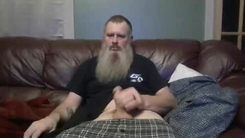 Snapshot of dachshund01 chatting on 10-14-25, 02:34 dachshund01 online show from 10-14-25, 02:34