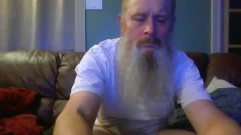 Snapshot of dachshund01 chatting on 10-22-25, 02:56 dachshund01 online show from 10-22-25, 02:56