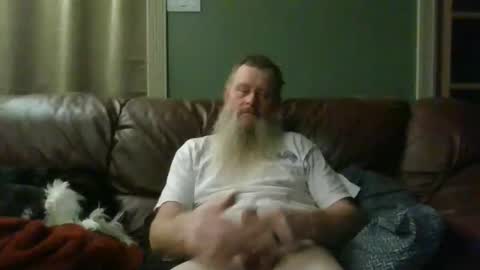 Snapshot of dachshund01 chatting on 10-24-25, 03:14 dachshund01 online show from 10-24-25, 03:14