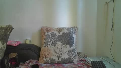 Snapshot of daddies_toy1 chatting on 10-20-25, 08:15 daddyiestoy online show from 10-20-25, 08:15