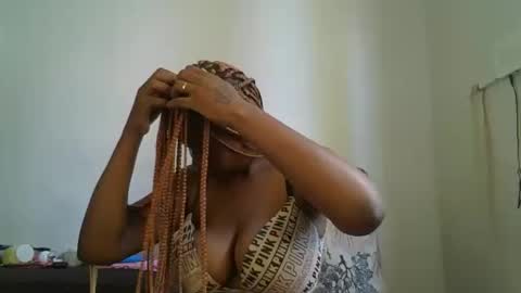 Snapshot of daddies_toy1 chatting on 10-21-25, 08:37 daddyiestoy online show from 10-21-25, 08:37
