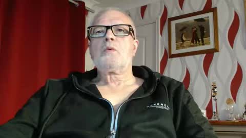 Brian ... online show from 05-18-26, 08:03