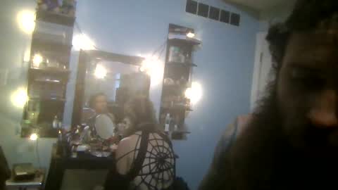 Snapshot of daddy48069 chatting on 10-23-25, 06:23 Daddyrock48069 online show from 10-23-25, 06:23