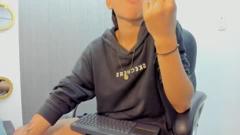 daddy_darcks online show from 09-08-25, 08:30