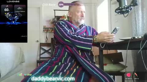 Snapshot of daddybearvlc chatting on 11-25-25, 12:27 DaddyBear online show from 11-25-25, 12:27