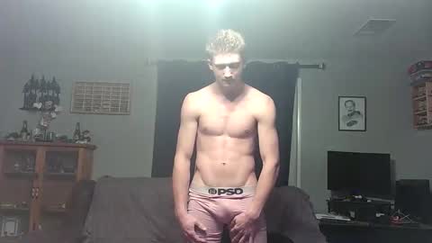 Snapshot of daddybryce0 chatting on 12-15-25, 04:39 daddybryce0 online show from 12-15-25, 04:39
