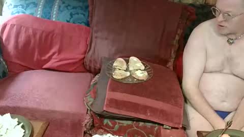 Daddy online show from 04-27-26, 05:49