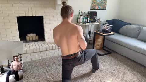 Snapshot of daddydaydrinkz chatting on 12-04-24, 06:06 DaddydayDrinkz online show from 12-04-24, 06:06