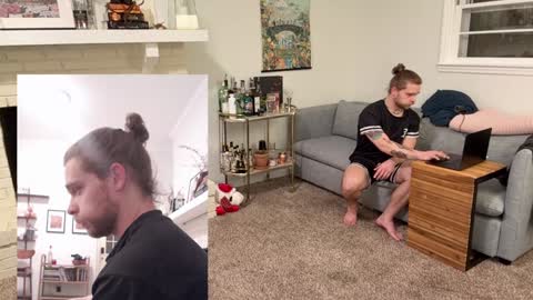 Snapshot of daddydaydrinkz chatting on 12-12-24, 04:59 DaddydayDrinkz online show from 12-12-24, 04:59