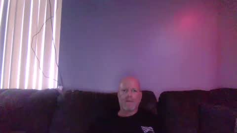 Snapshot of daddydj4aprincess chatting on 01-04-25, 08:37 DJ online show from 01-04-25, 08:37