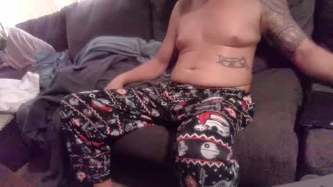 Snapshot of daddydj4aprincess chatting on 09-11-25, 01:00 DJ online show from 09-11-25, 01:00