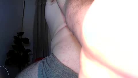 Snapshot of daddyfeet29 chatting on 03-04-25, 02:06 Greekboy28 online show from 03-04-25, 02:06