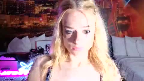 Sabrinna Bae online show from 03-13-26, 09:27