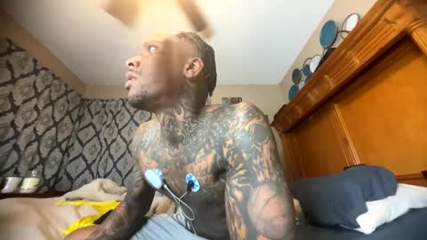 sexy tatted king bbc online show from 04-26-26, 05:16