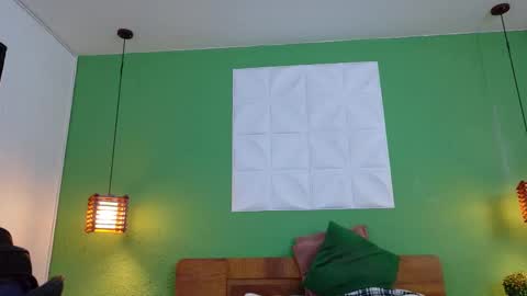 Snapshot of daddys_little_secrett chatting on 02-14-25, 05:14 Valen online show from 02-14-25, 05:14