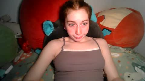 Snapshot of daddysdollhouse chatting on 12-14-24, 05:51 Saoirse online show from 12-14-24, 05:51