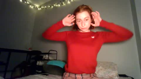 Snapshot of daddysdollhouse chatting on 01-19-25, 02:36 Saoirse online show from 01-19-25, 02:36