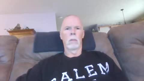 Snapshot of daddysmk chatting on 01-04-25, 04:00 daddysmk online show from 01-04-25, 04:00